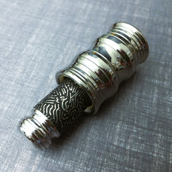 The Quantum Wave (Polished-Ti w/ Rhodium & Engraved Black DLC)