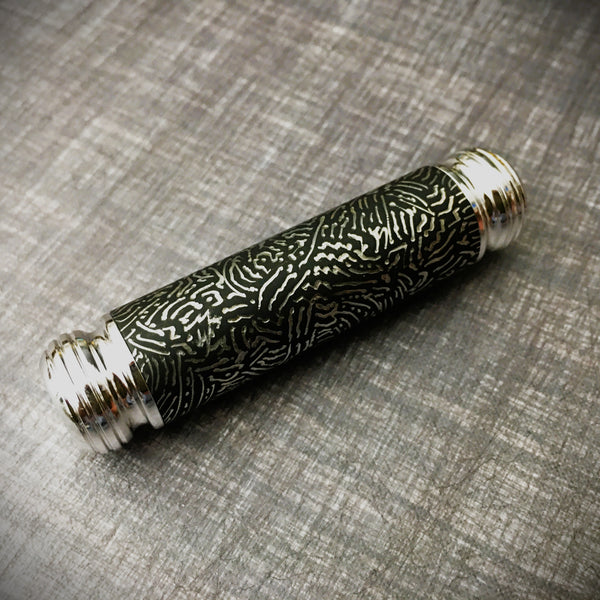 The Quantum Wave (Polished-Ti w/ Rhodium & Engraved Black DLC)