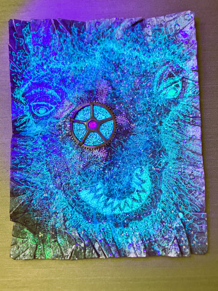 Smashed-Alien Spectre (mixed-media painting)